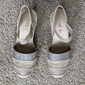 Anne Klein wedges 8 M